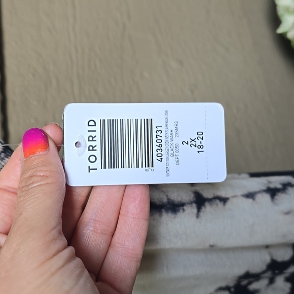 Torrid Vintage Cotton Jersey Crew Neck Slash Back Tank 2x NWT NEW - Picture 7 of 10